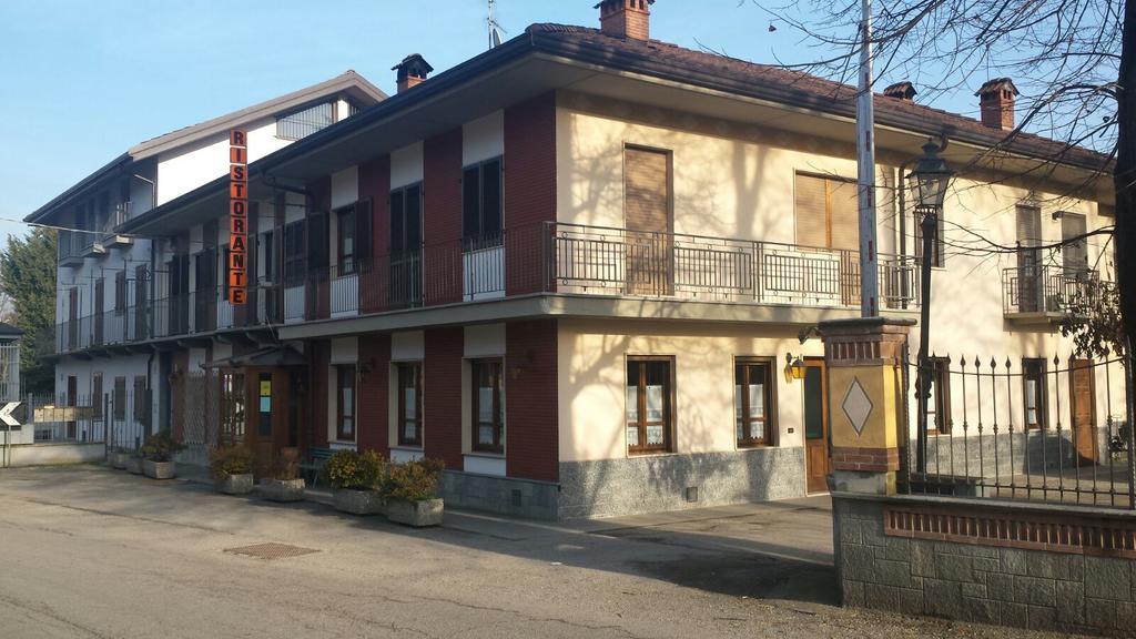 Hotel Ristorante Buasca Cuorgnè Exteriér fotografie