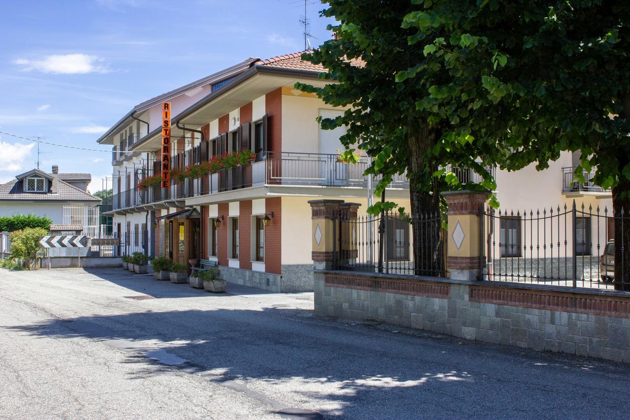 Hotel Ristorante Buasca Cuorgnè Exteriér fotografie